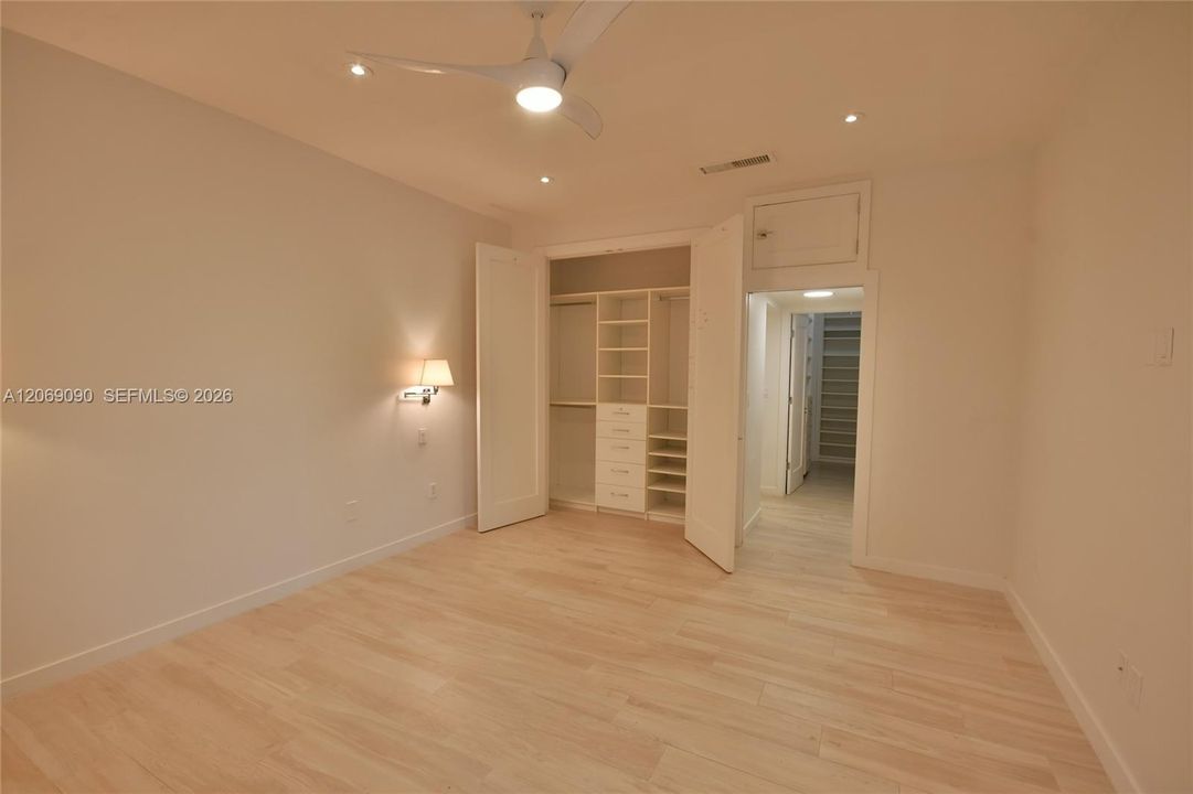 В аренду: $7,500 (3 спален, 2 ванн, 1734 Квадратных фут)