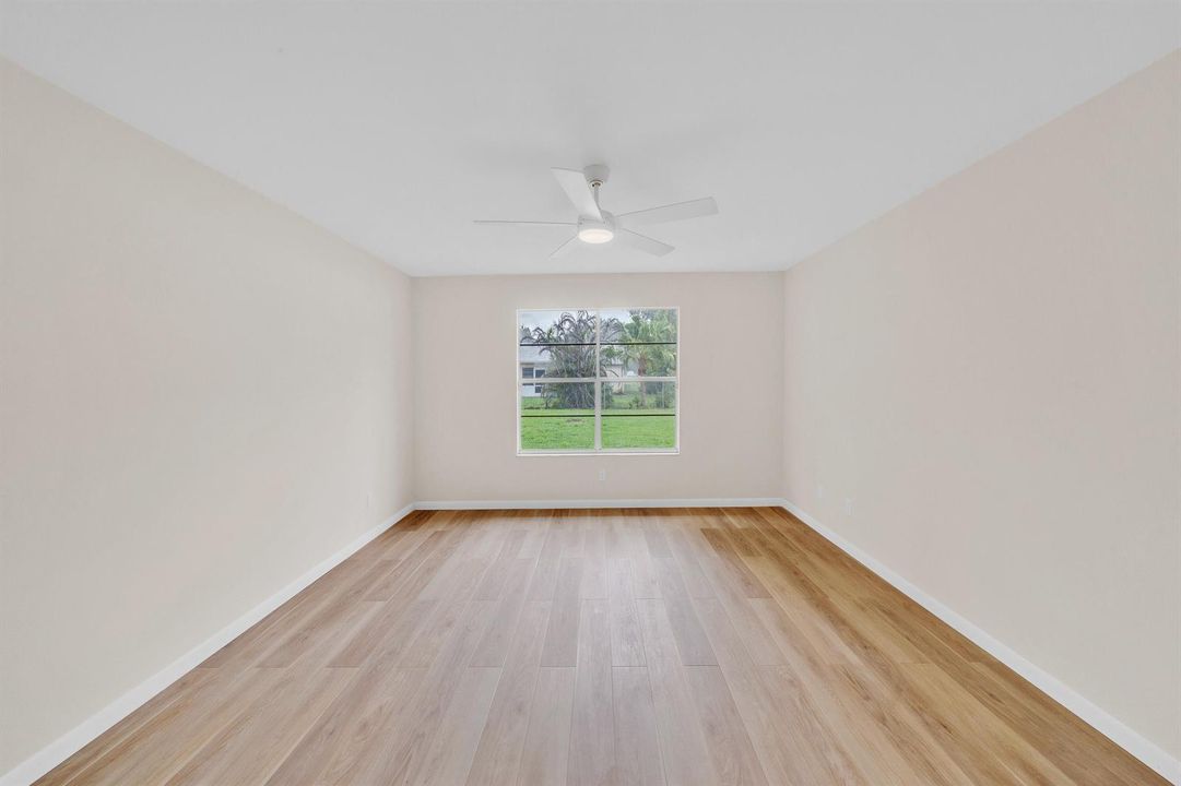 12 Primary Bedroom