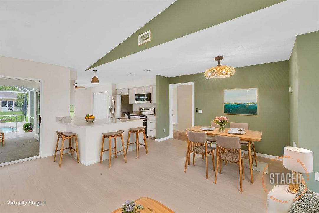4 Dining AreaS