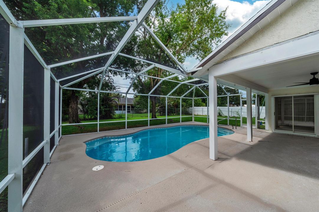 8 Pool Deck (2)