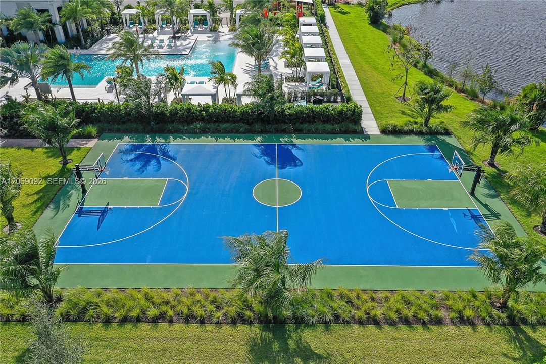 En Venta: $2,500,000 (4 camas, 3 baños, 3539 Pies cuadrados)