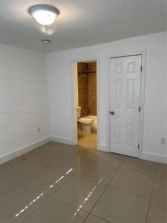 For Rent: $1,450 (1 beds, 1 baths, 400 Square Feet)