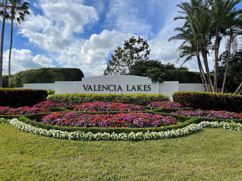 84-web-or-mls-33_valencia lakes (0)