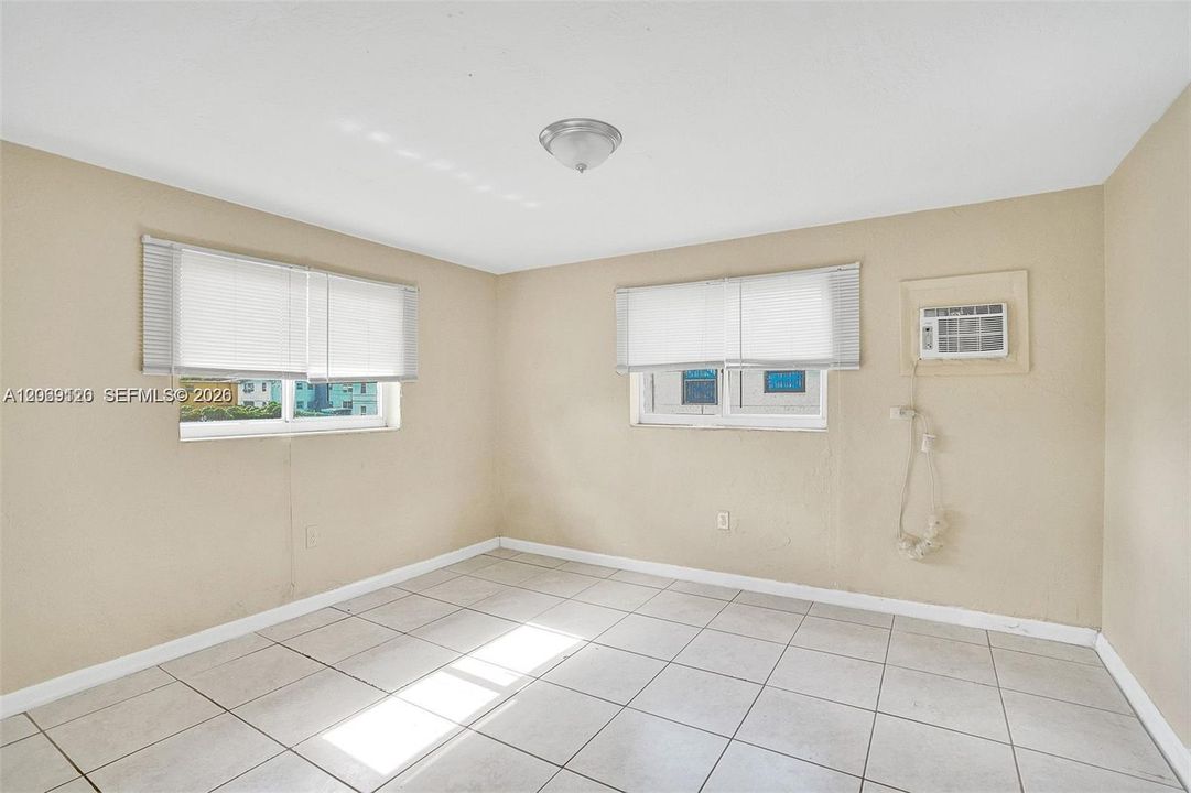 For Sale: $1,250,000 (0 beds, 0 baths, 3658 Square Feet)