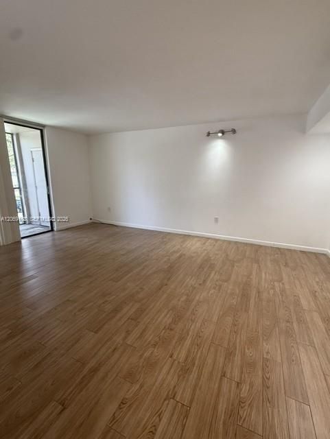 En Renta: $2,000 (2 camas, 2 baños, 965 Pies cuadrados)