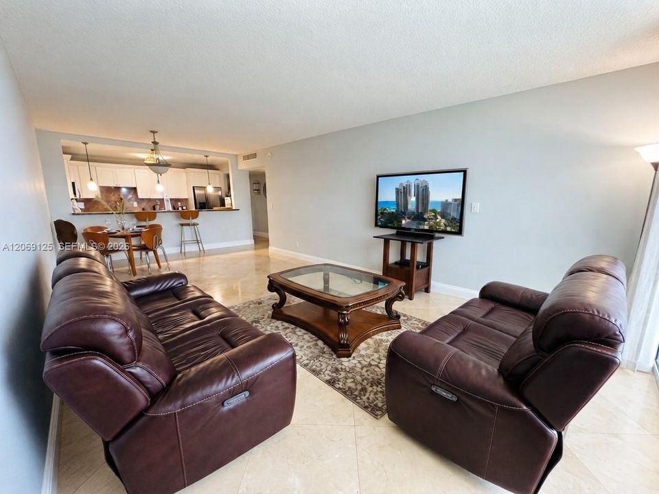 For Rent: $4,000 (2 beds, 2 baths, 1505 Square Feet)