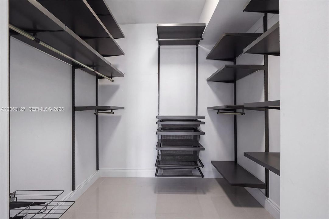 For Rent: $7,500 (2 beds, 2 baths, 1388 Square Feet)