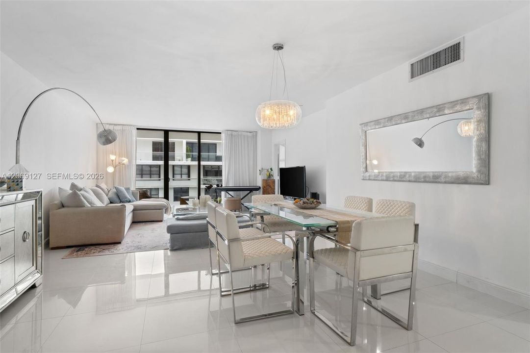 For Rent: $7,500 (2 beds, 2 baths, 1388 Square Feet)