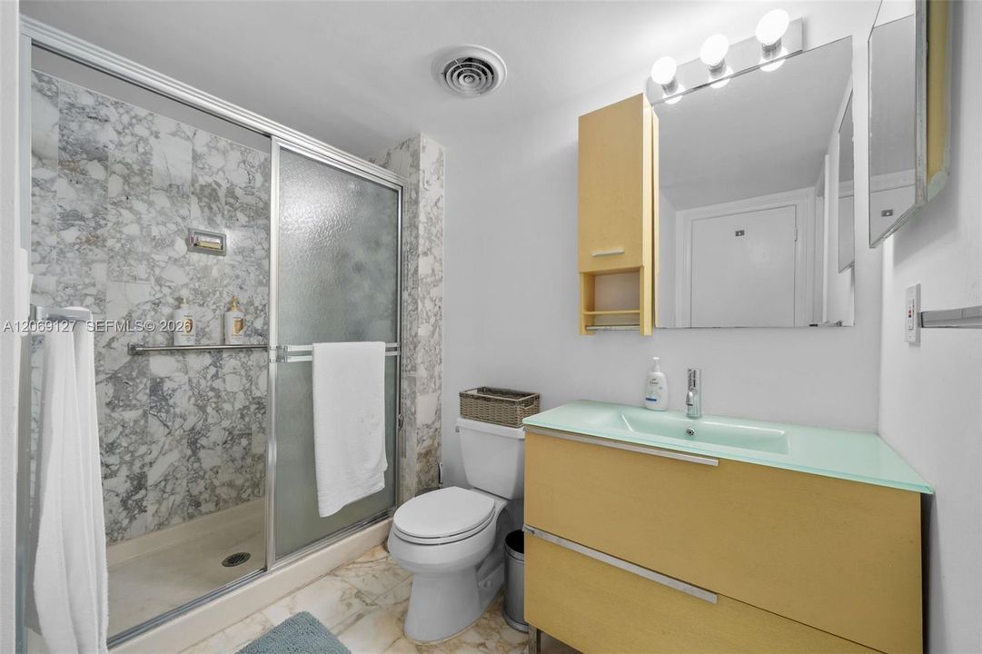 For Rent: $7,500 (2 beds, 2 baths, 1388 Square Feet)