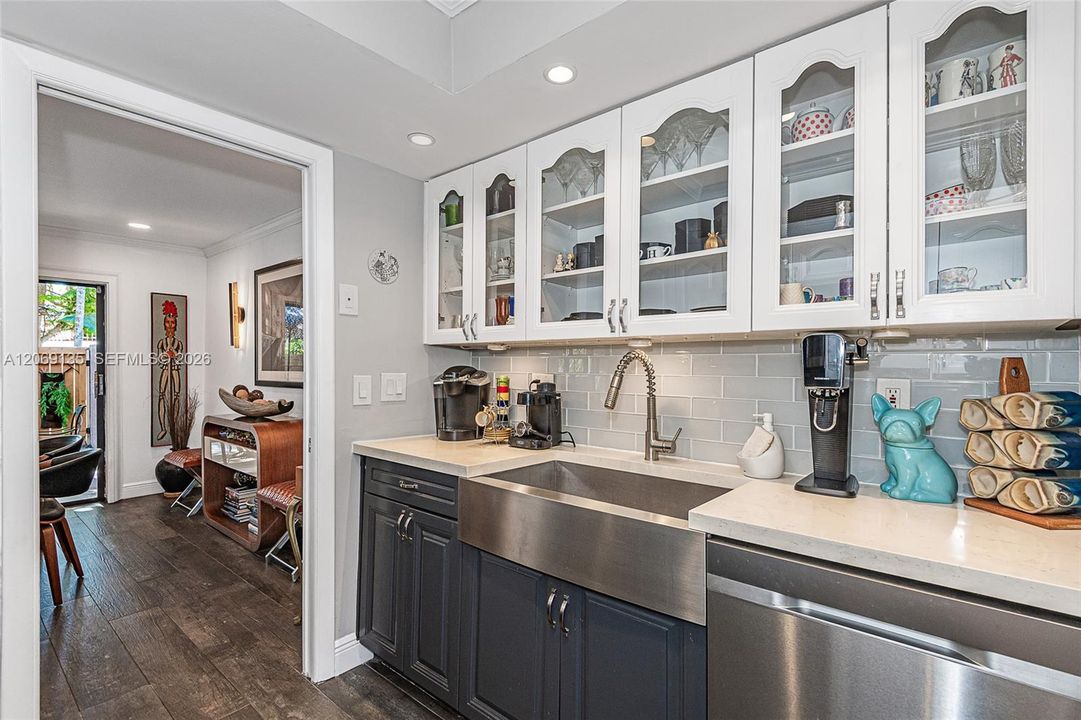 : $589,000 (3 beds, 3 baths, 2350 Square Feet)