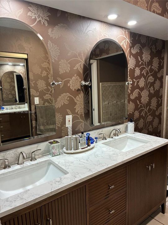 : $589,000 (3 beds, 3 baths, 2350 Square Feet)