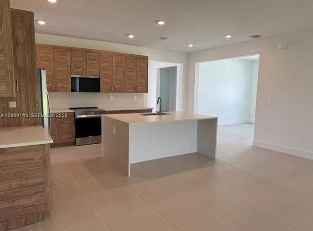 For Sale: $979,990 (4 beds, 3 baths, 2315 Square Feet)