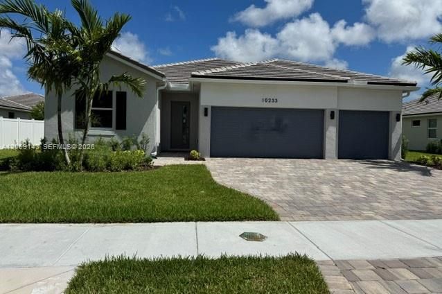 For Sale: $979,990 (4 beds, 3 baths, 2315 Square Feet)
