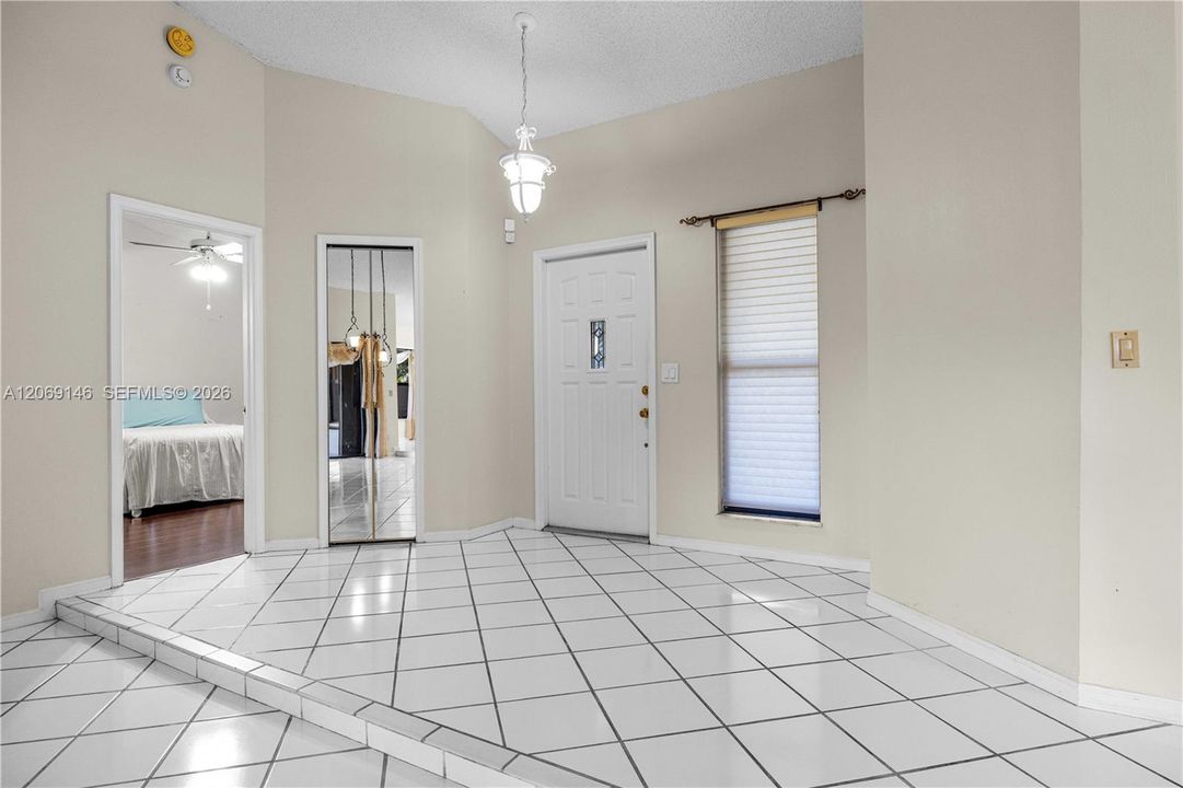 For Sale: $699,000 (3 beds, 2 baths, 2075 Square Feet)