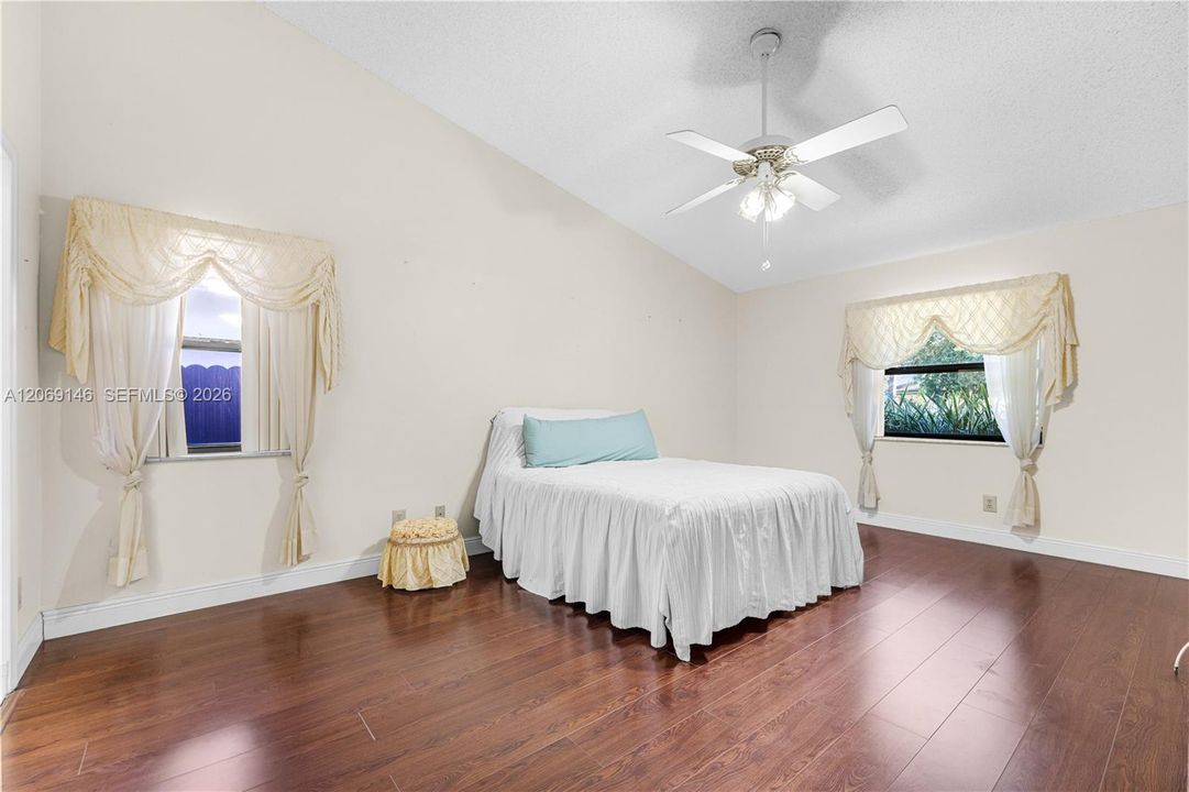 For Sale: $699,000 (3 beds, 2 baths, 2075 Square Feet)