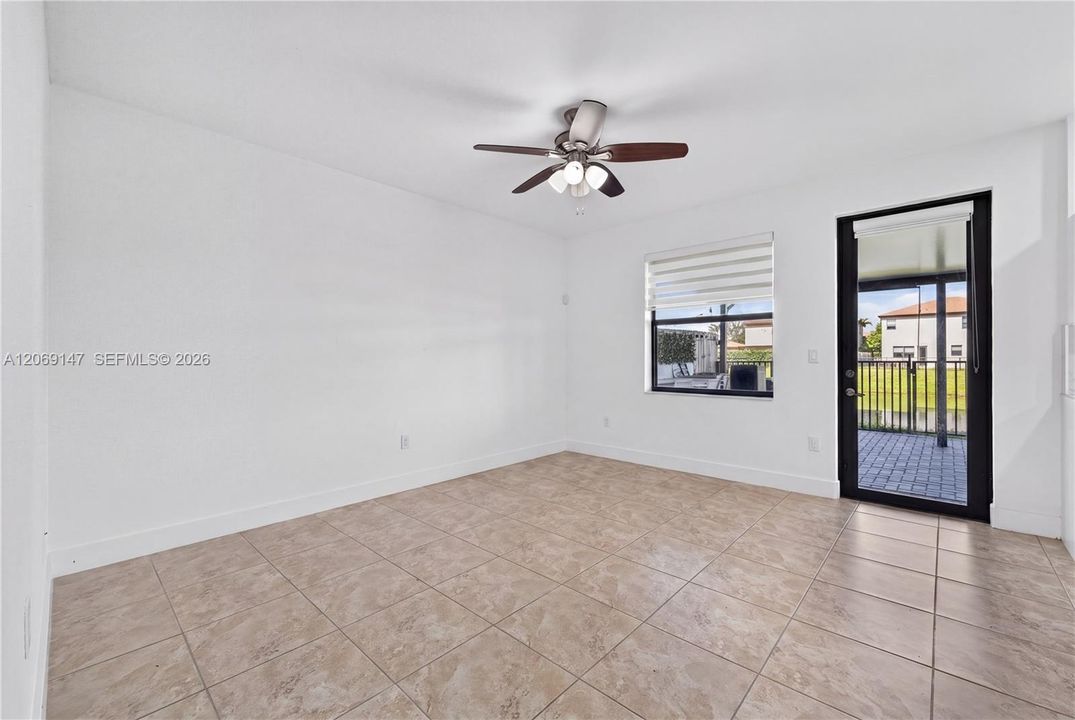 For Sale: $440,000 (3 beds, 2 baths, 1535 Square Feet)