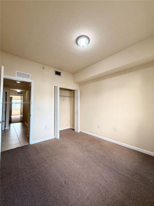 В аренду: $2,950 (3 спален, 2 ванн, 1308 Квадратных фут)