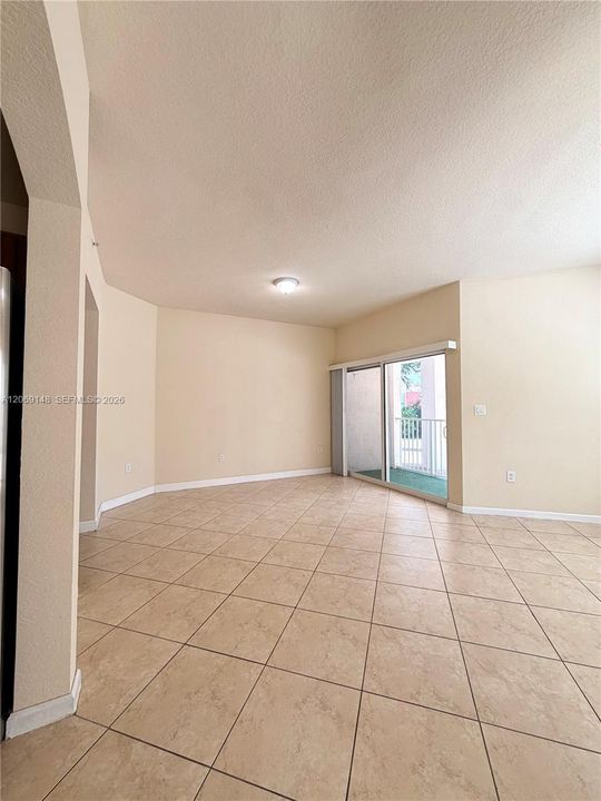 В аренду: $2,950 (3 спален, 2 ванн, 1308 Квадратных фут)
