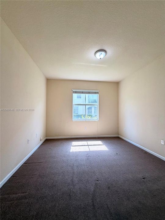 В аренду: $2,950 (3 спален, 2 ванн, 1308 Квадратных фут)