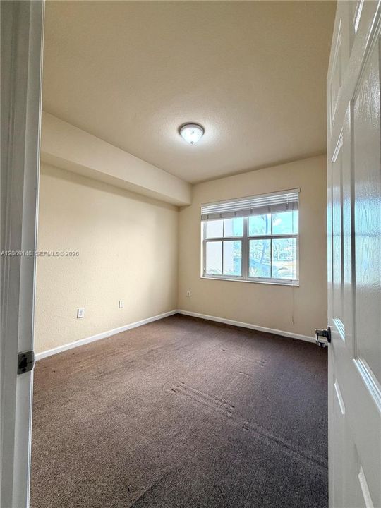 В аренду: $2,950 (3 спален, 2 ванн, 1308 Квадратных фут)