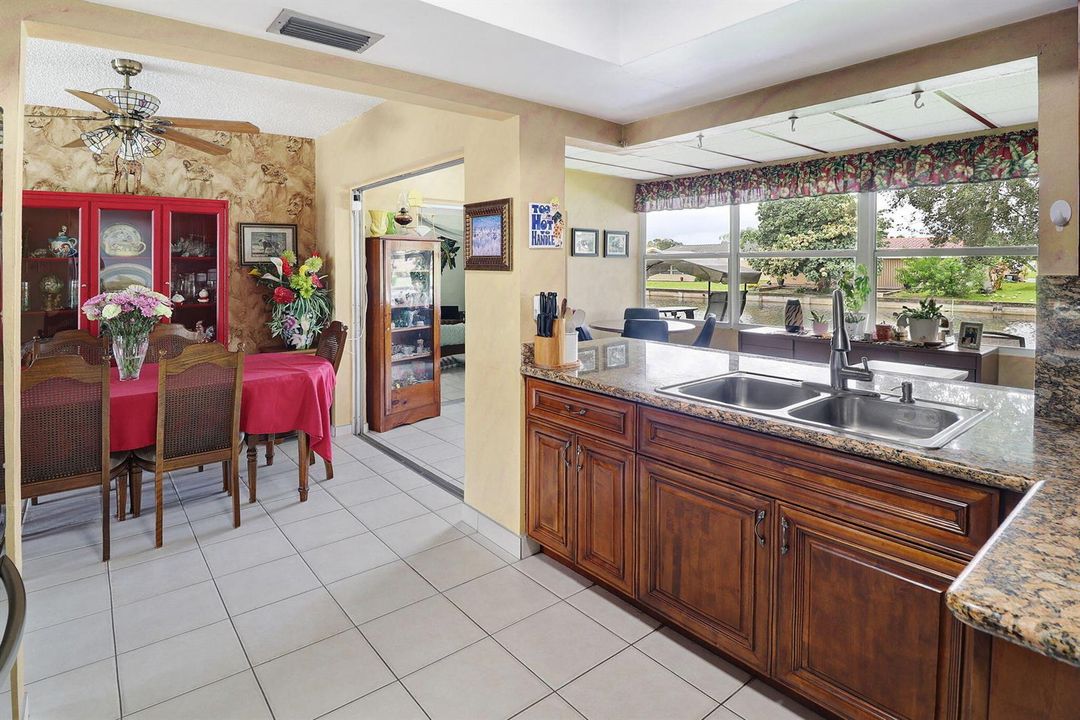 14-web-or-mls-4312 NW 47th St_14