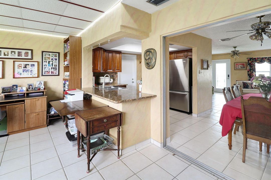 11-web-or-mls-4312 NW 47th St_11