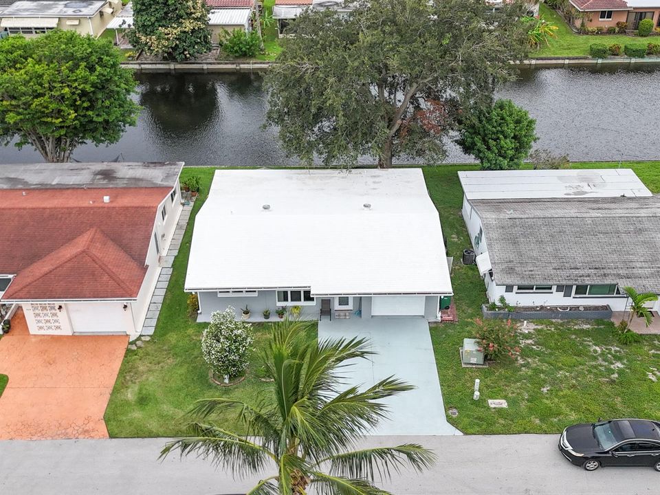 35-web-or-mls-4312 NW 47th St_35