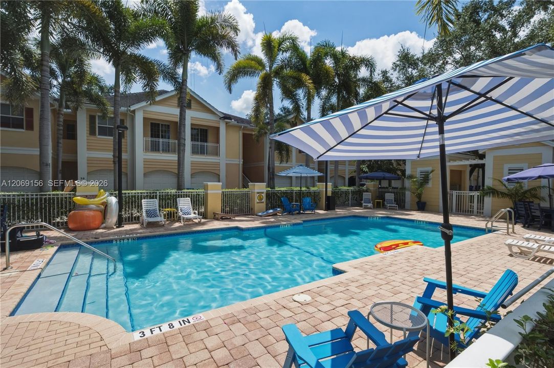 En Venta: $465,000 (3 camas, 2 baños, 1562 Pies cuadrados)