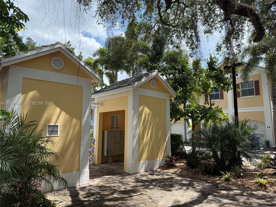 En Venta: $465,000 (3 camas, 2 baños, 1562 Pies cuadrados)