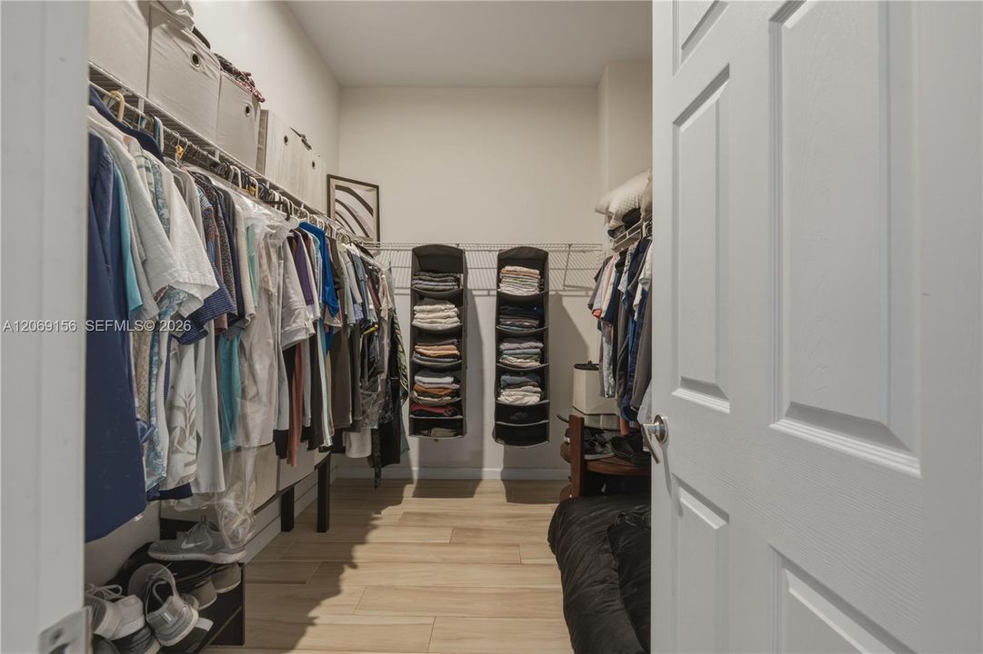En Venta: $465,000 (3 camas, 2 baños, 1562 Pies cuadrados)