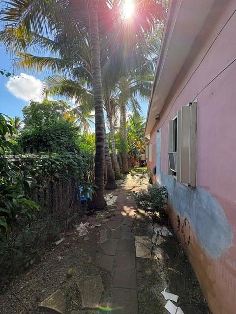 For Sale: $825,000 (0 beds, 0 baths, 1531 Square Feet)