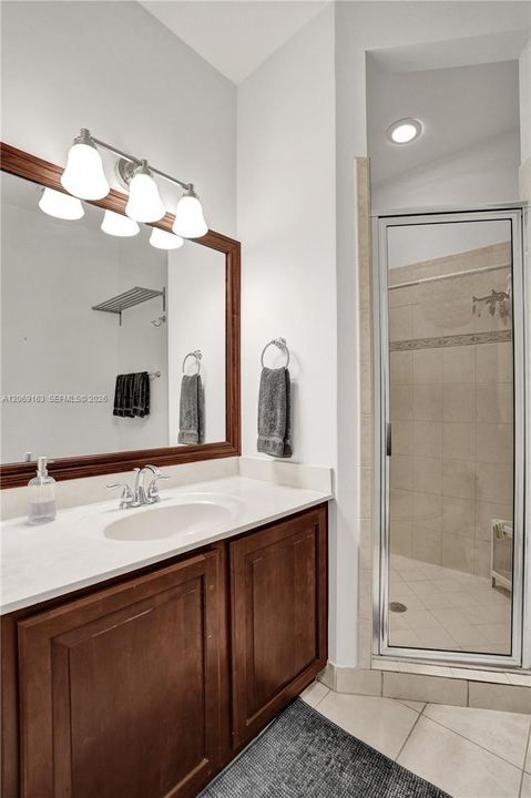 For Rent: $5,499 (3 beds, 3 baths, 2617 Square Feet)