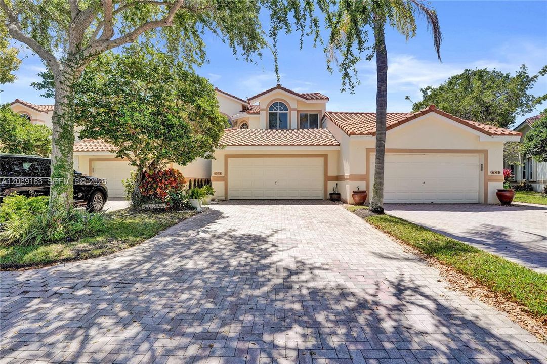 For Rent: $5,499 (3 beds, 3 baths, 2617 Square Feet)