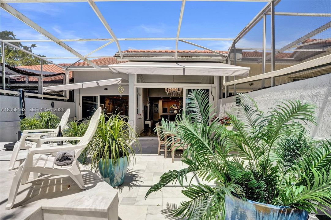For Rent: $5,499 (3 beds, 3 baths, 2617 Square Feet)