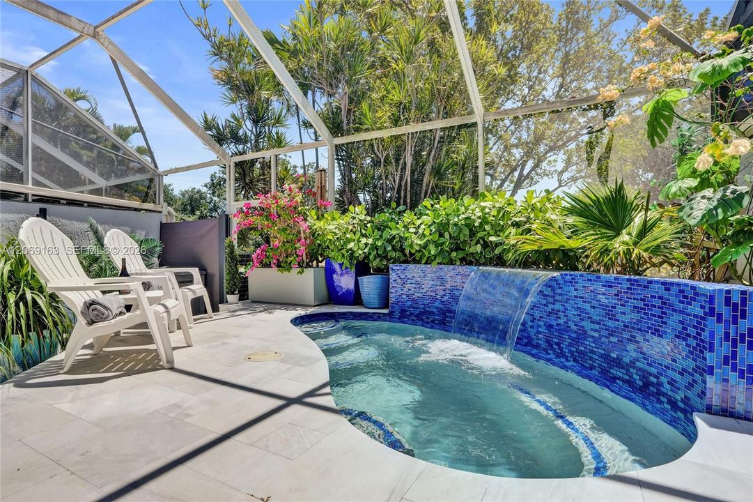 For Rent: $5,499 (3 beds, 3 baths, 2617 Square Feet)