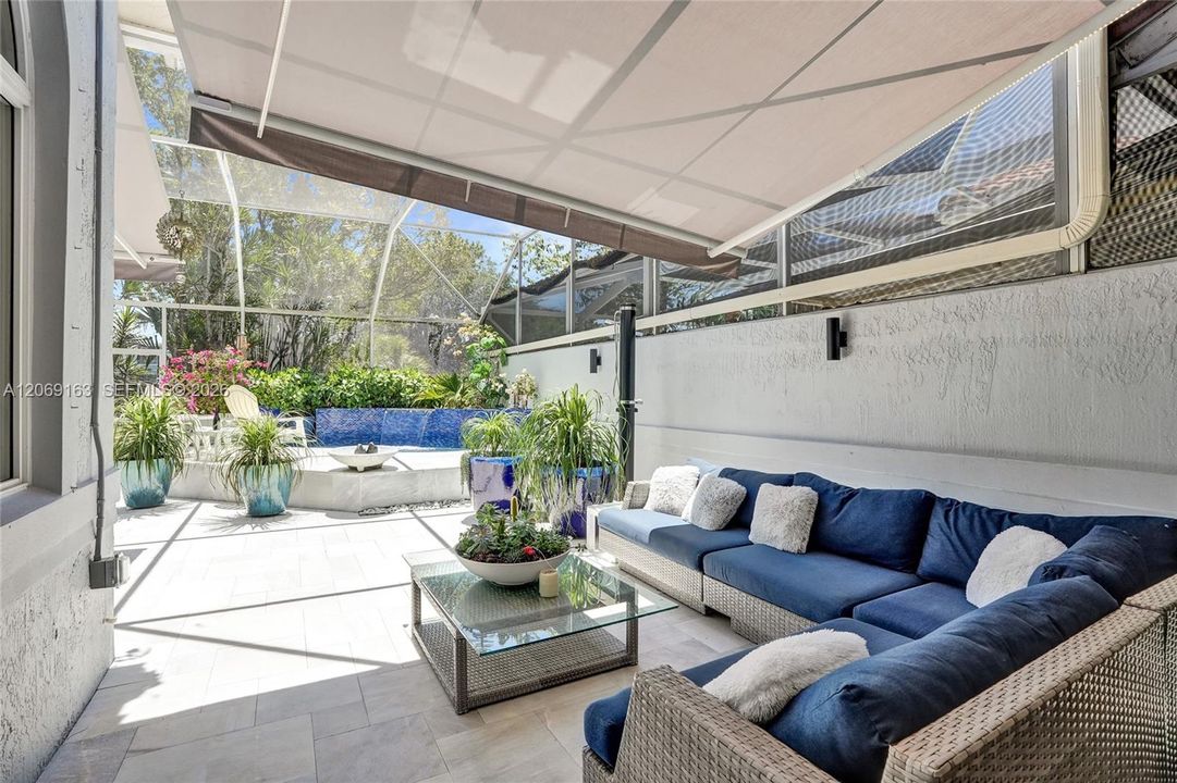 For Rent: $5,499 (3 beds, 3 baths, 2617 Square Feet)