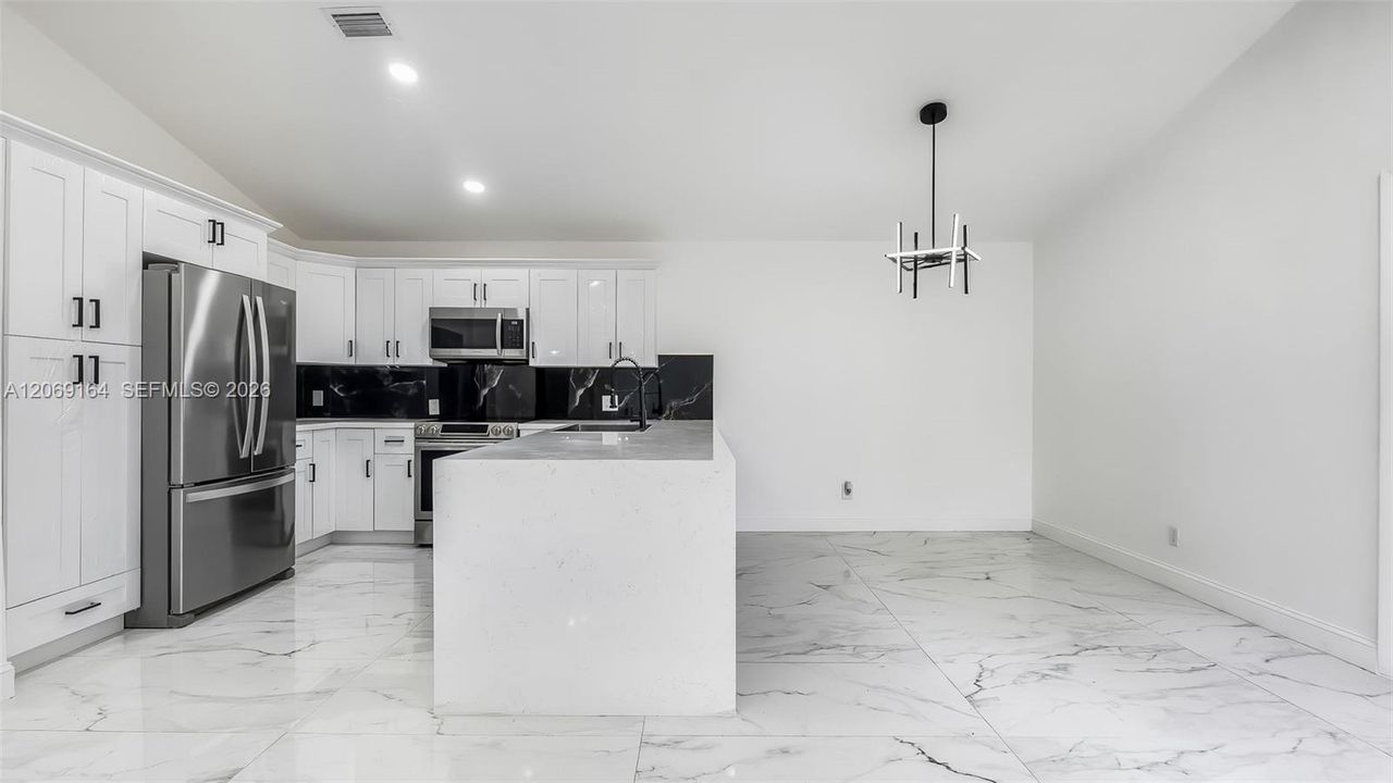 En Venta: $545,000 (4 camas, 4 baños, 0 Pies cuadrados)