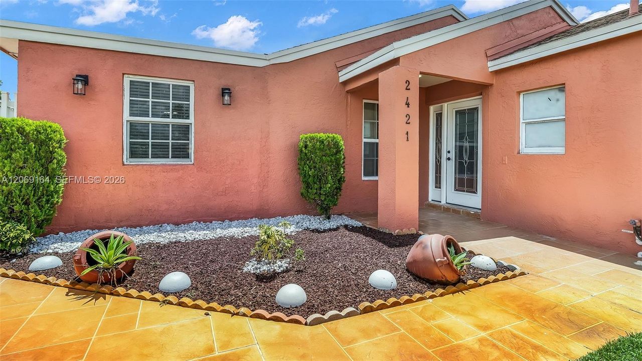 En Venta: $545,000 (4 camas, 4 baños, 0 Pies cuadrados)