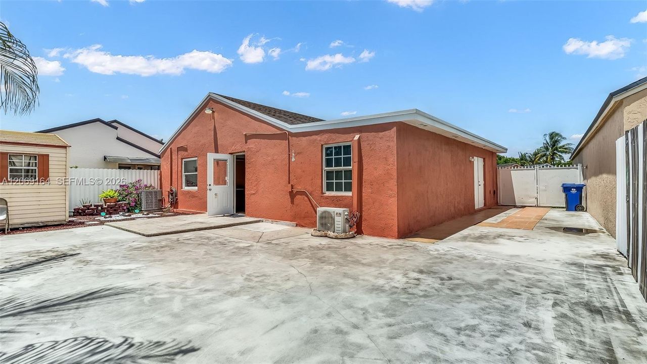 En Venta: $545,000 (4 camas, 4 baños, 0 Pies cuadrados)