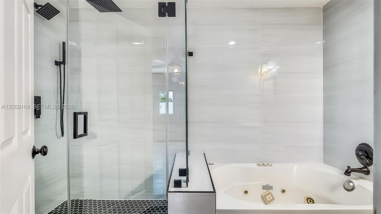 En Venta: $545,000 (4 camas, 4 baños, 0 Pies cuadrados)