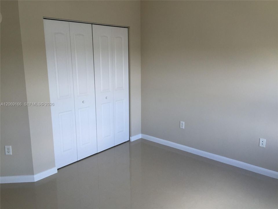 For Sale: $440,000 (2 beds, 2 baths, 1155 Square Feet)