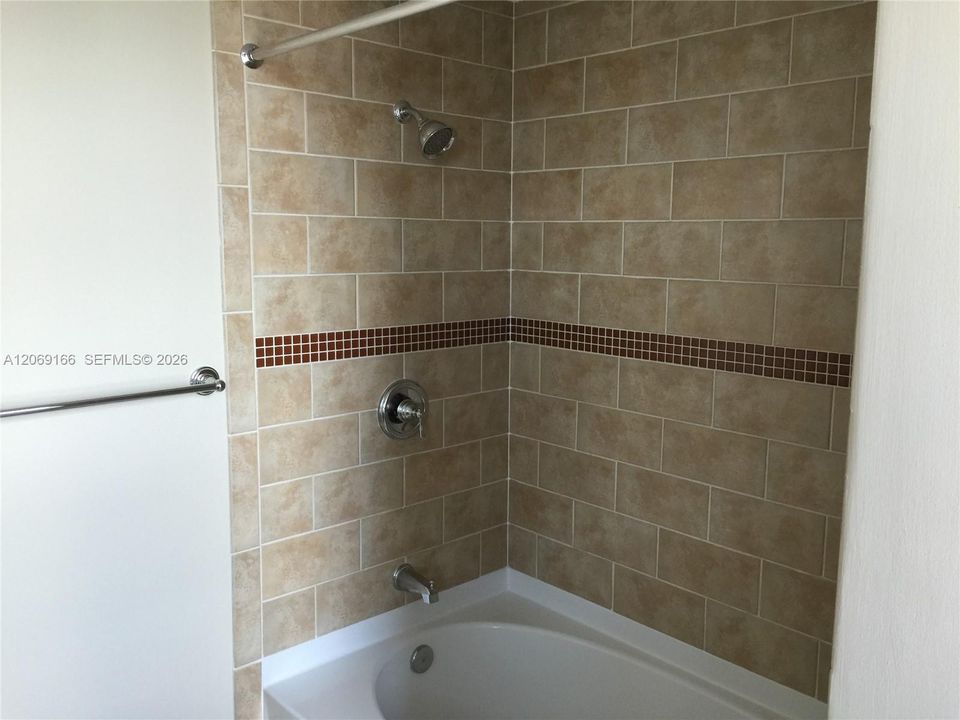 For Sale: $440,000 (2 beds, 2 baths, 1155 Square Feet)