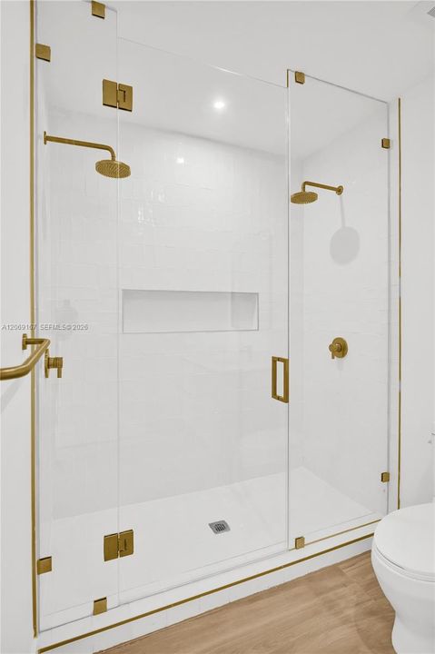 Primary shower