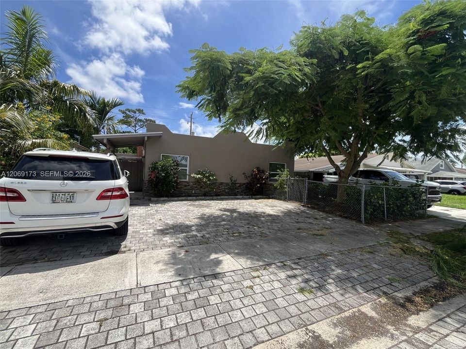 En Venta: $395,000 (3 camas, 1 baños, 1363 Pies cuadrados)
