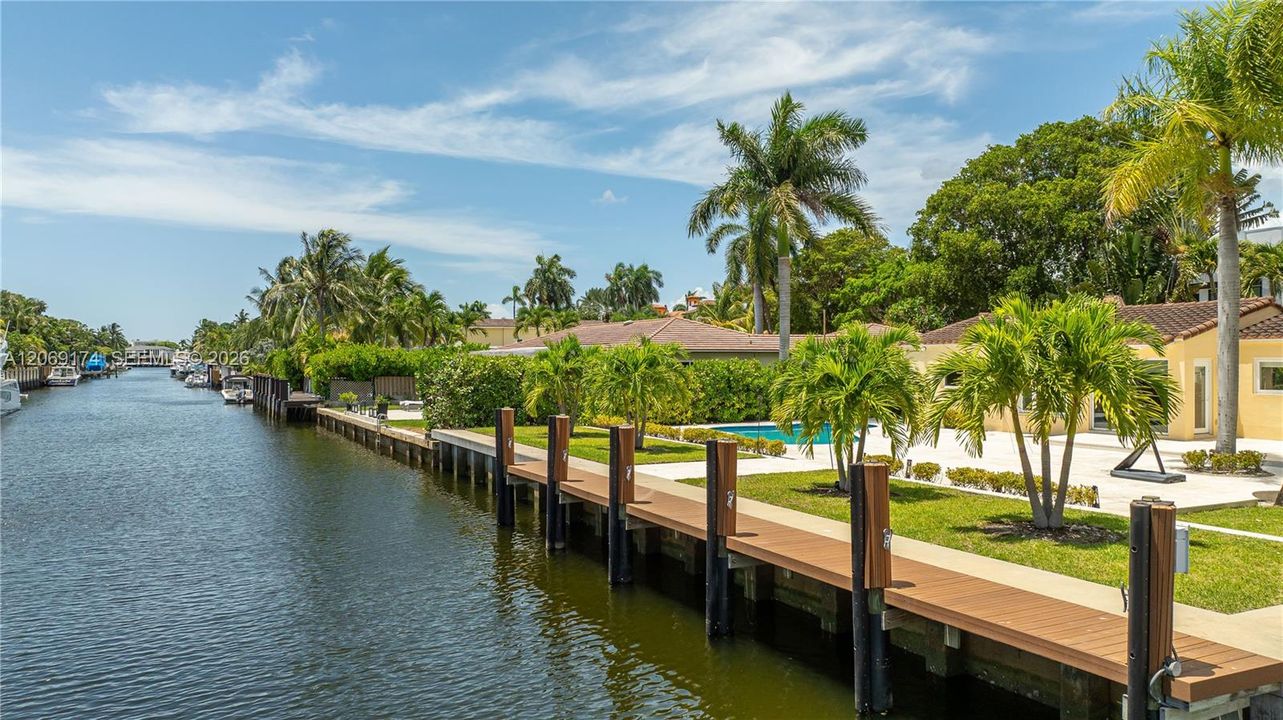 For Rent: $9,500 (3 beds, 3 baths, 1646 Square Feet)