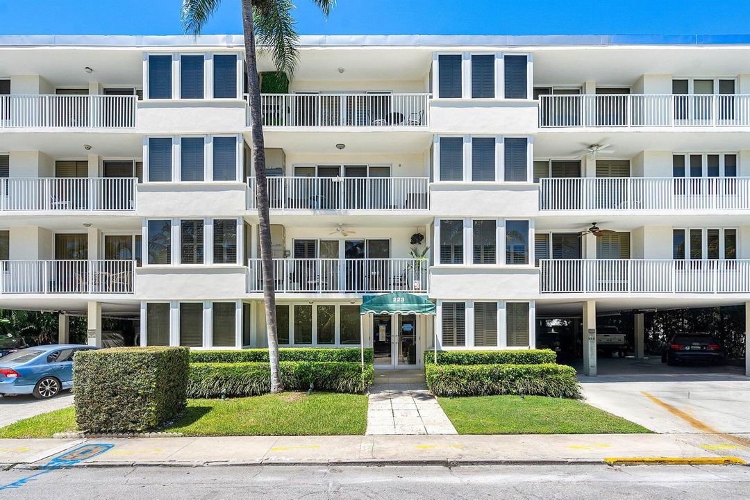 001 223 Atlantic Ave