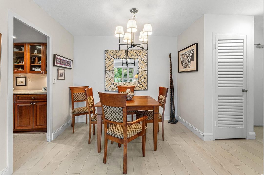 010 Dining space