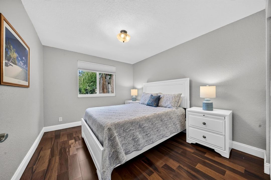 035-038-Bedroom-1500x1000