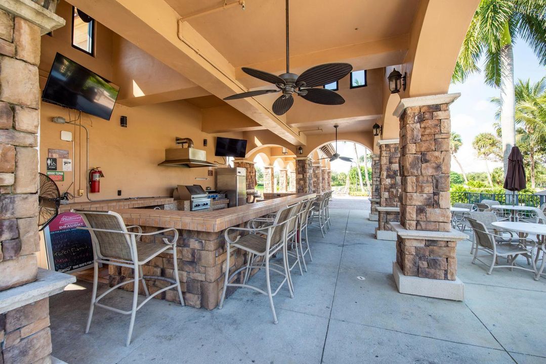 055-048-pool area-1498x1000