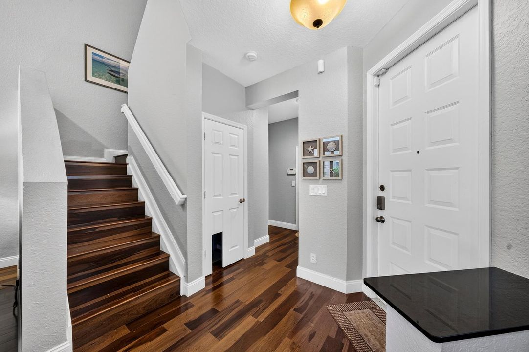 022-018-Foyer-1500x999